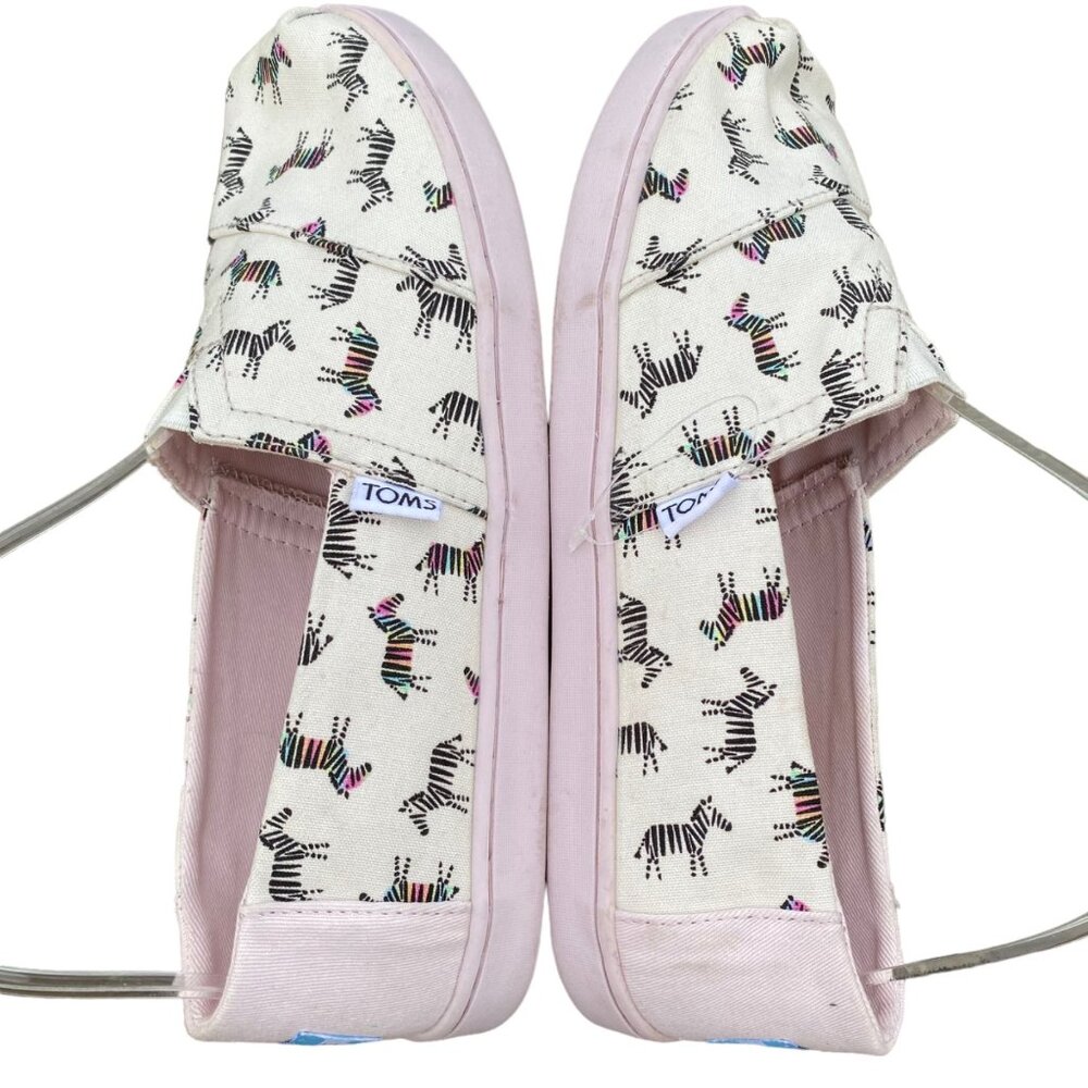 TOMS Zebra Print Slip-On Shoes Size 6 White Black Canvas Summer Travel - Picture 2 of 11